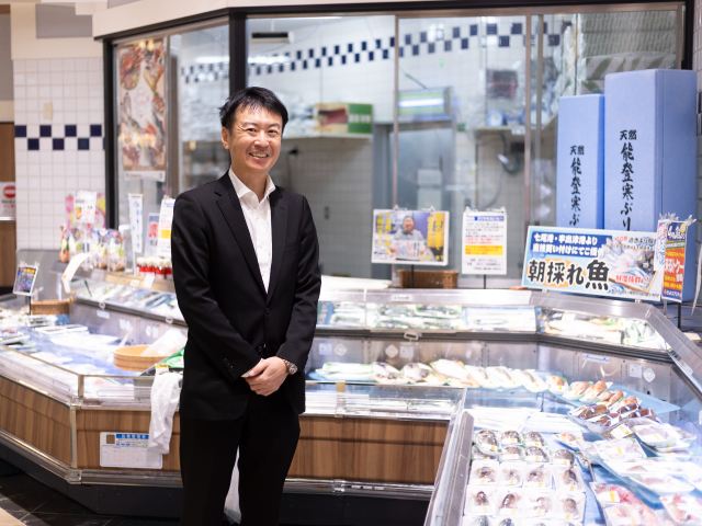 地域に寄り添うスーパーマーケット「どんたく」<br>石川県の魚介類に対する社長の想いをお聞きしました