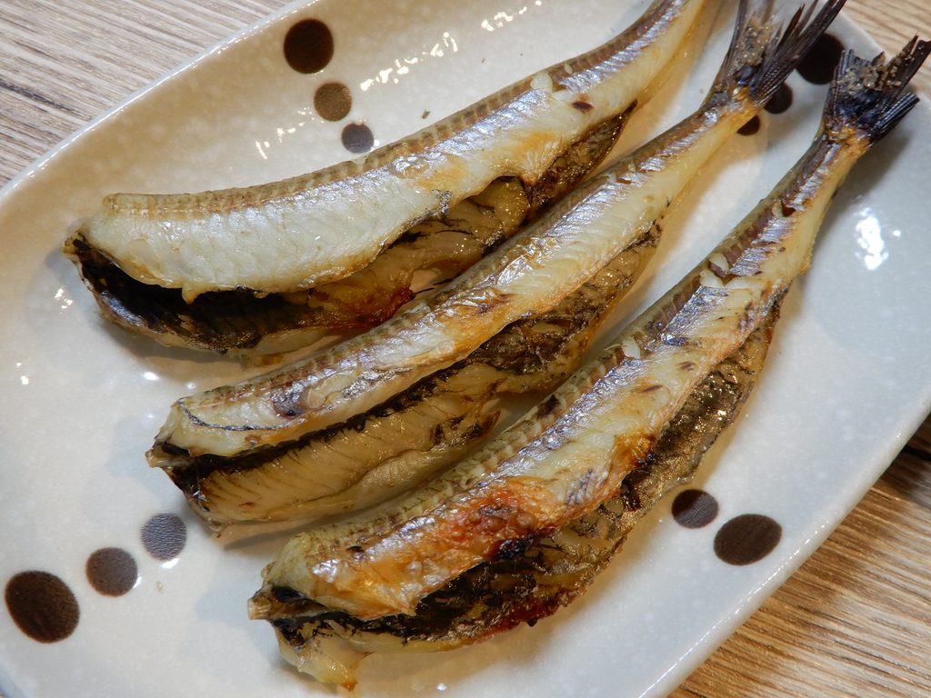 メギスの塩焼き